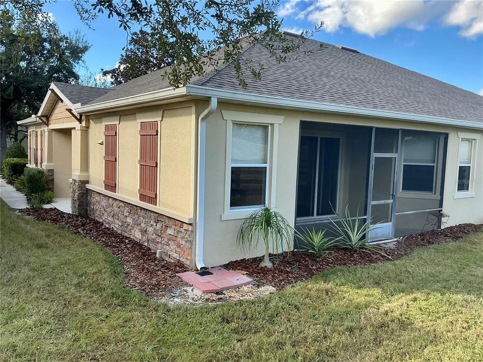 For Sale: $318,000 (3 beds, 2 baths, 1769 Square Feet)