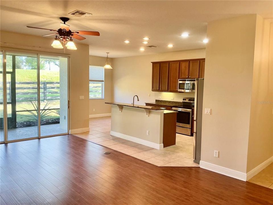 For Sale: $318,000 (3 beds, 2 baths, 1769 Square Feet)