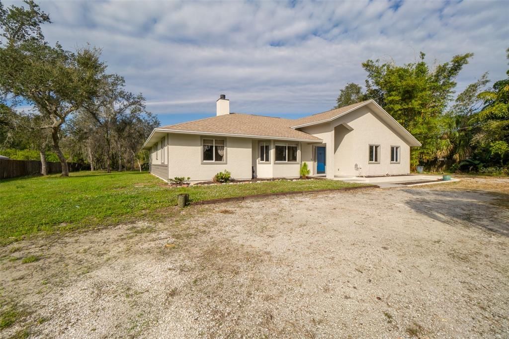 待售: $525,000 (3 贝兹, 2 浴室, 2038 平方英尺)