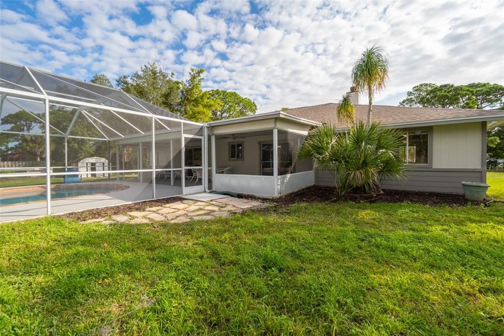 待售: $525,000 (3 贝兹, 2 浴室, 2038 平方英尺)