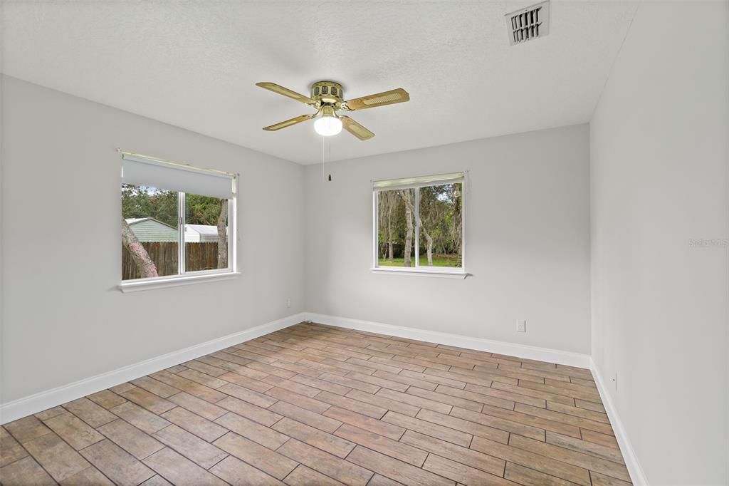 待售: $525,000 (3 贝兹, 2 浴室, 2038 平方英尺)