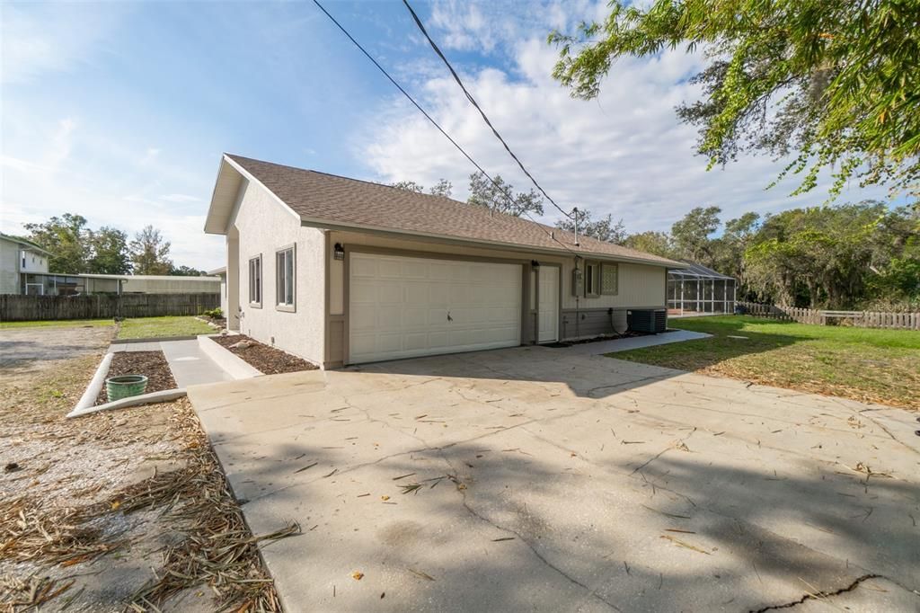 待售: $525,000 (3 贝兹, 2 浴室, 2038 平方英尺)