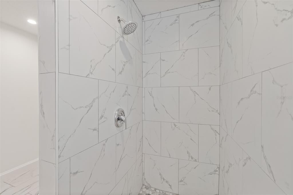 待售: $525,000 (3 贝兹, 2 浴室, 2038 平方英尺)