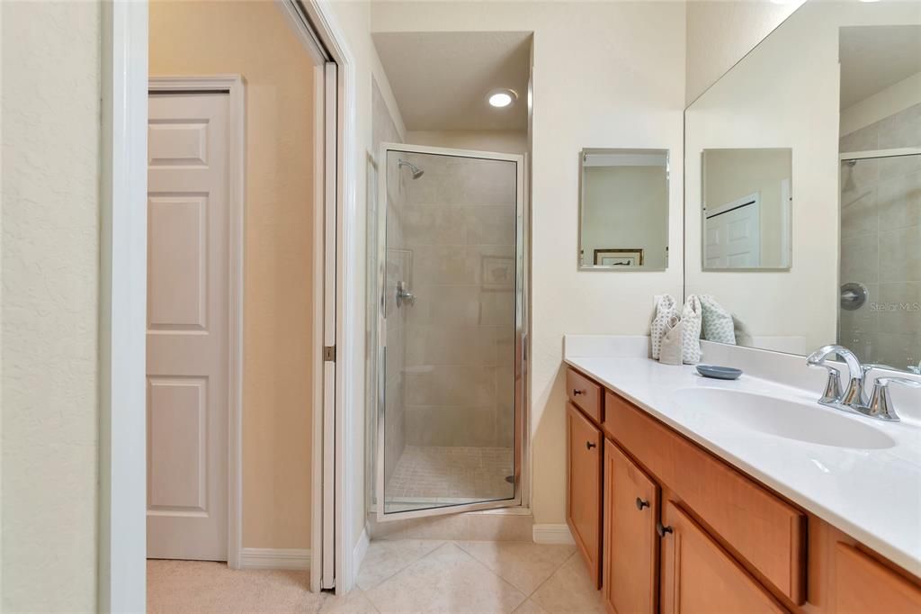 For Sale: $285,000 (2 beds, 2 baths, 1297 Square Feet)