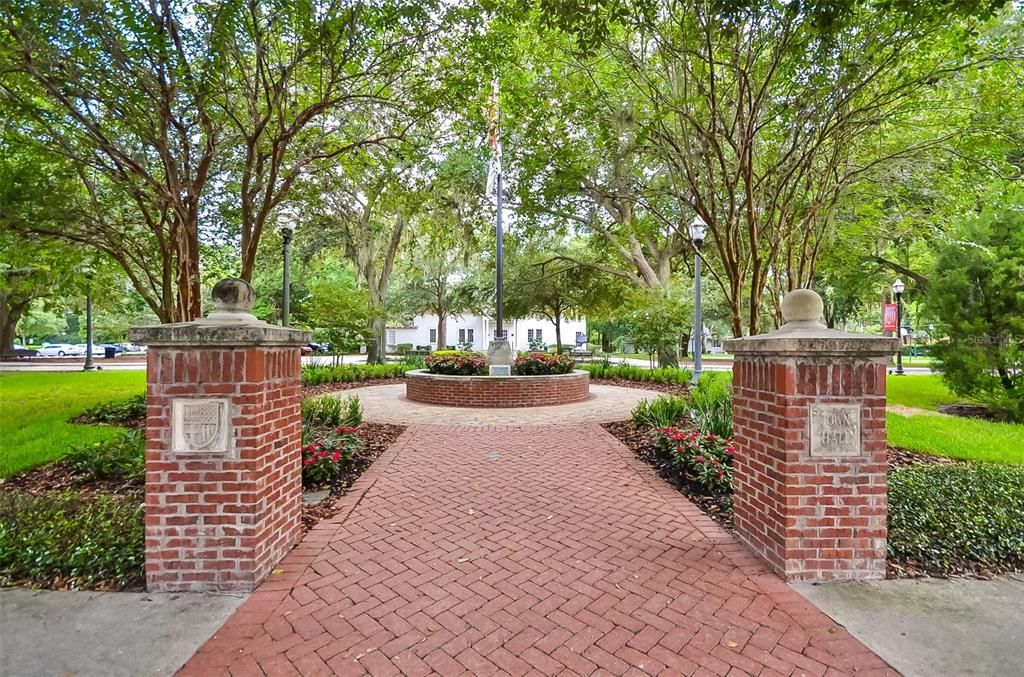 For Rent: $5,500 (5 beds, 4 baths, 3896 Square Feet)