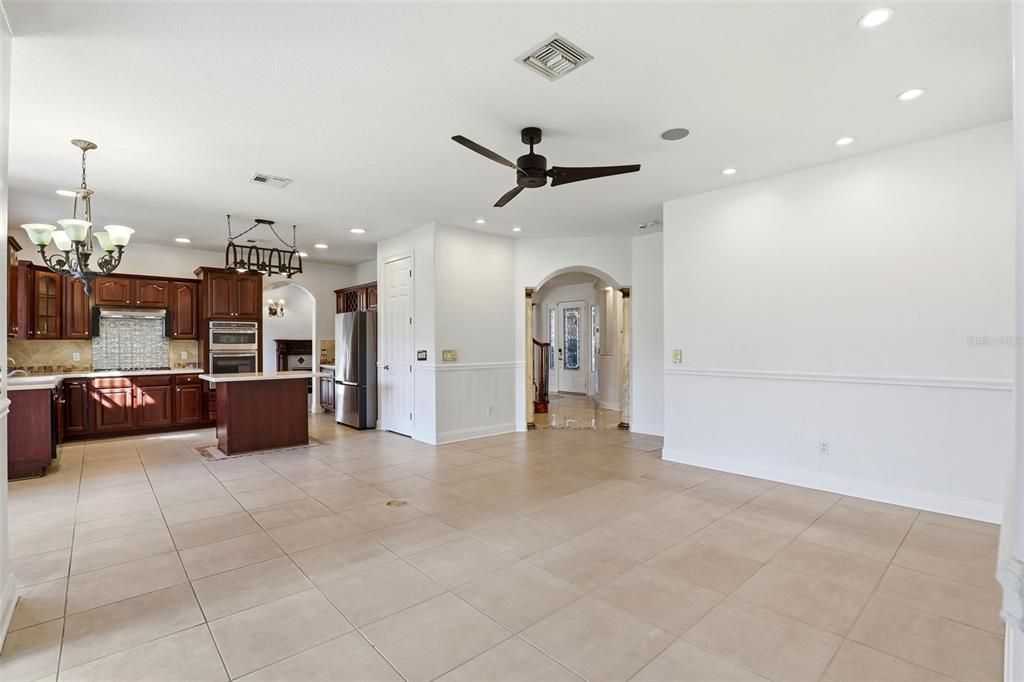 For Rent: $5,500 (5 beds, 4 baths, 3896 Square Feet)