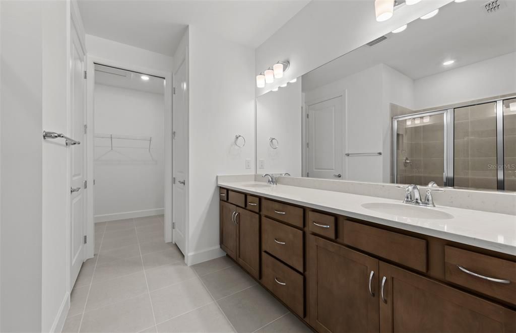 Active With Contract: $449,895 (2 beds, 2 baths, 1579 Square Feet)