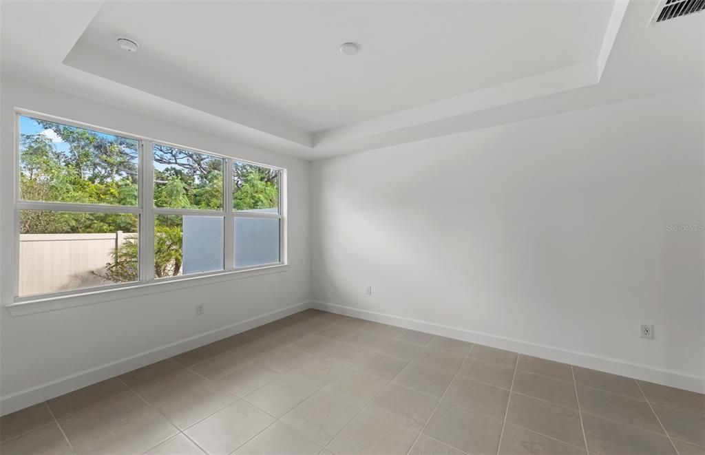 Active With Contract: $449,895 (2 beds, 2 baths, 1579 Square Feet)