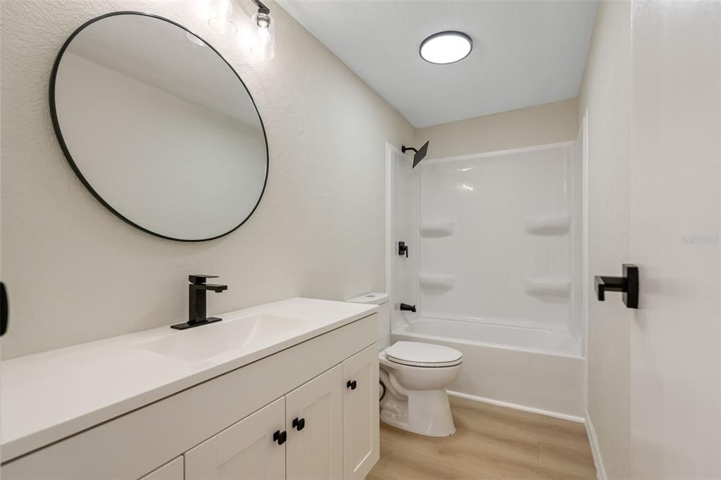 En Venta: $299,999 (3 camas, 2 baños, 1792 Pies cuadrados)