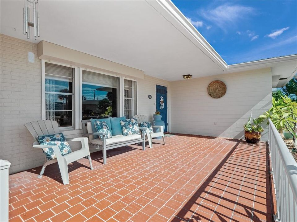 For Sale: $475,000 (3 beds, 2 baths, 1902 Square Feet)