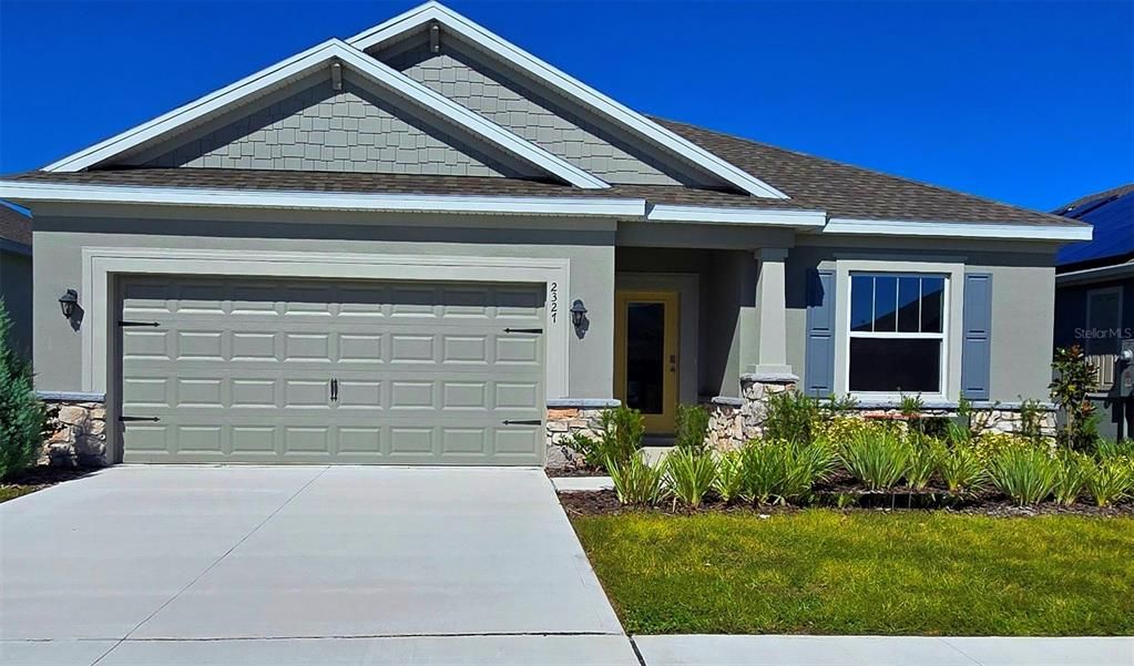 For Sale: $343,990 (3 beds, 2 baths, 1937 Square Feet)