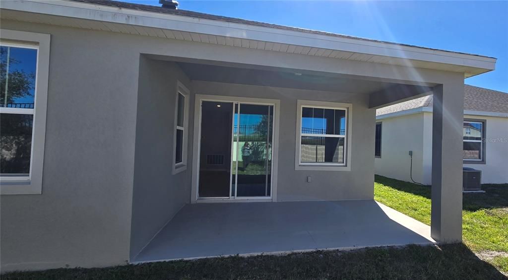 For Sale: $343,990 (3 beds, 2 baths, 1937 Square Feet)