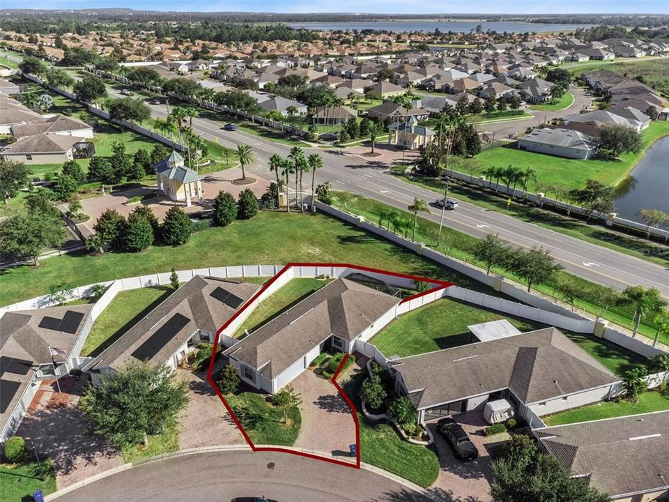 待售: $285,000 (2 贝兹, 2 浴室, 1295 平方英尺)