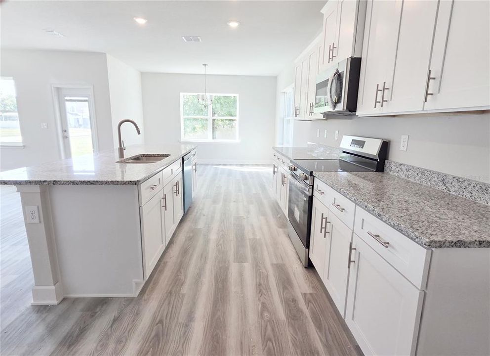 For Sale: $418,150 (4 beds, 2 baths, 2405 Square Feet)