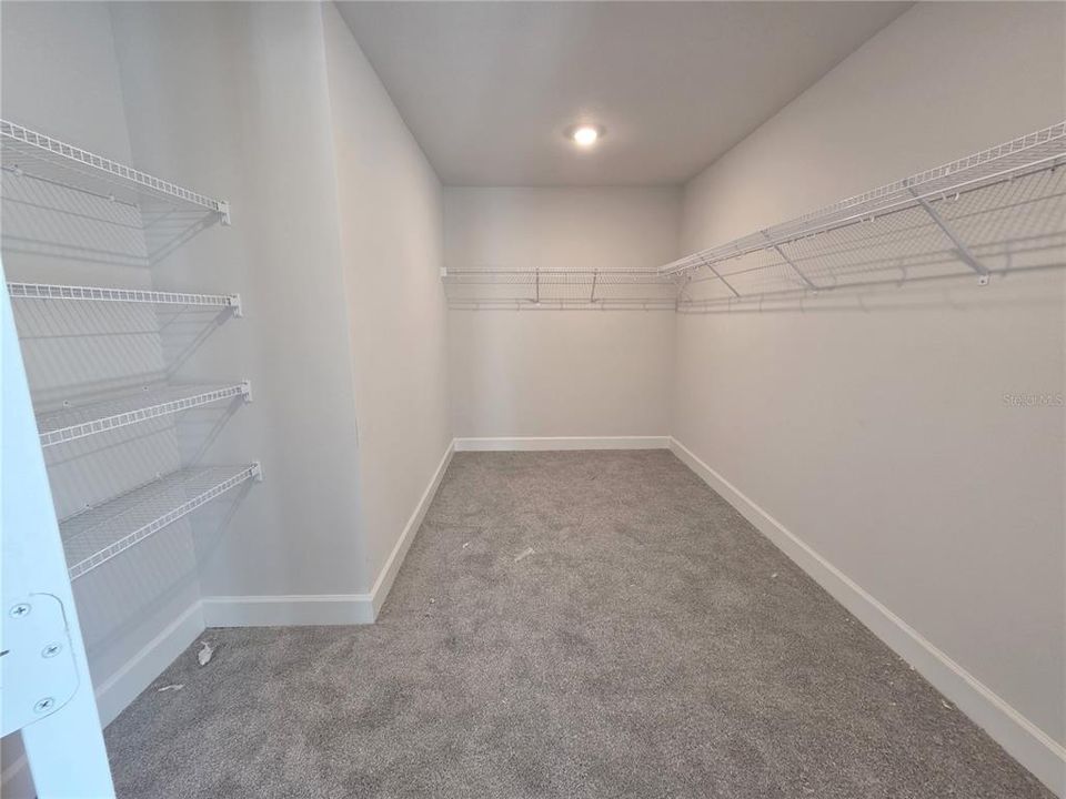 For Sale: $418,150 (4 beds, 2 baths, 2405 Square Feet)