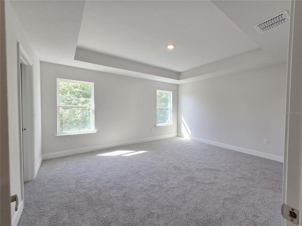 For Sale: $418,150 (4 beds, 2 baths, 2405 Square Feet)