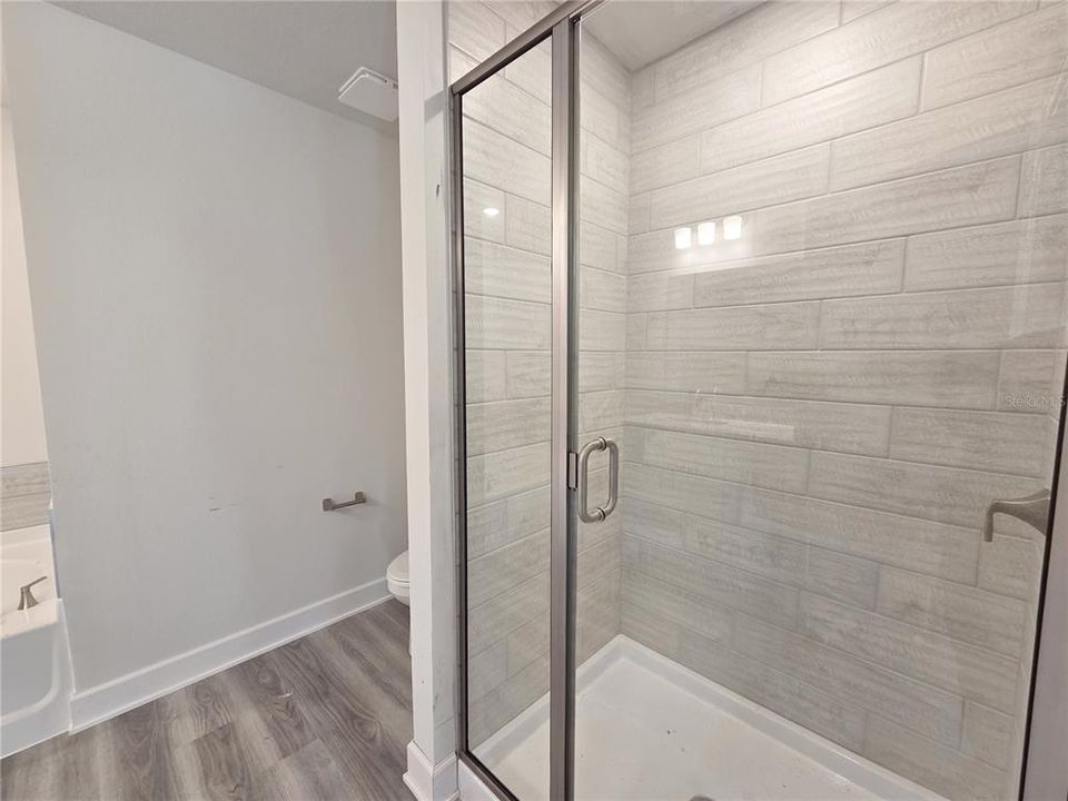 For Sale: $418,150 (4 beds, 2 baths, 2405 Square Feet)