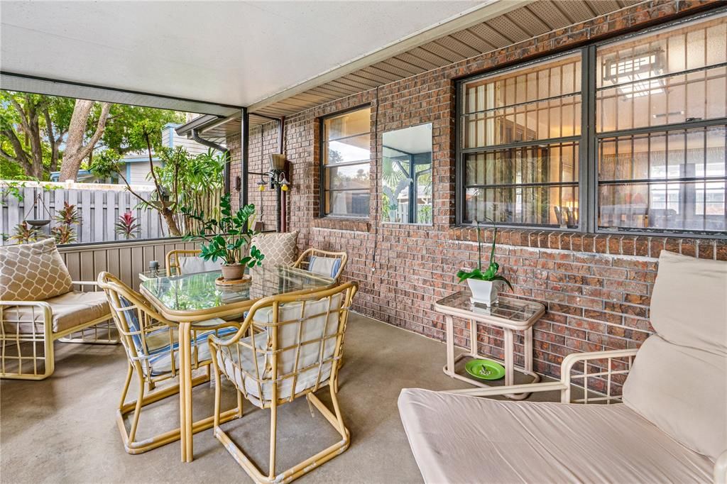 待售: $345,000 (3 贝兹, 2 浴室, 1699 平方英尺)