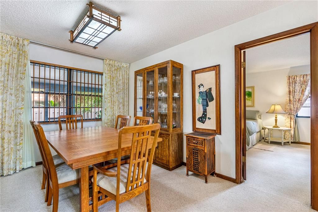 待售: $345,000 (3 贝兹, 2 浴室, 1699 平方英尺)