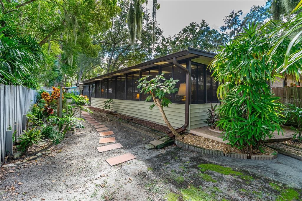 待售: $345,000 (3 贝兹, 2 浴室, 1699 平方英尺)