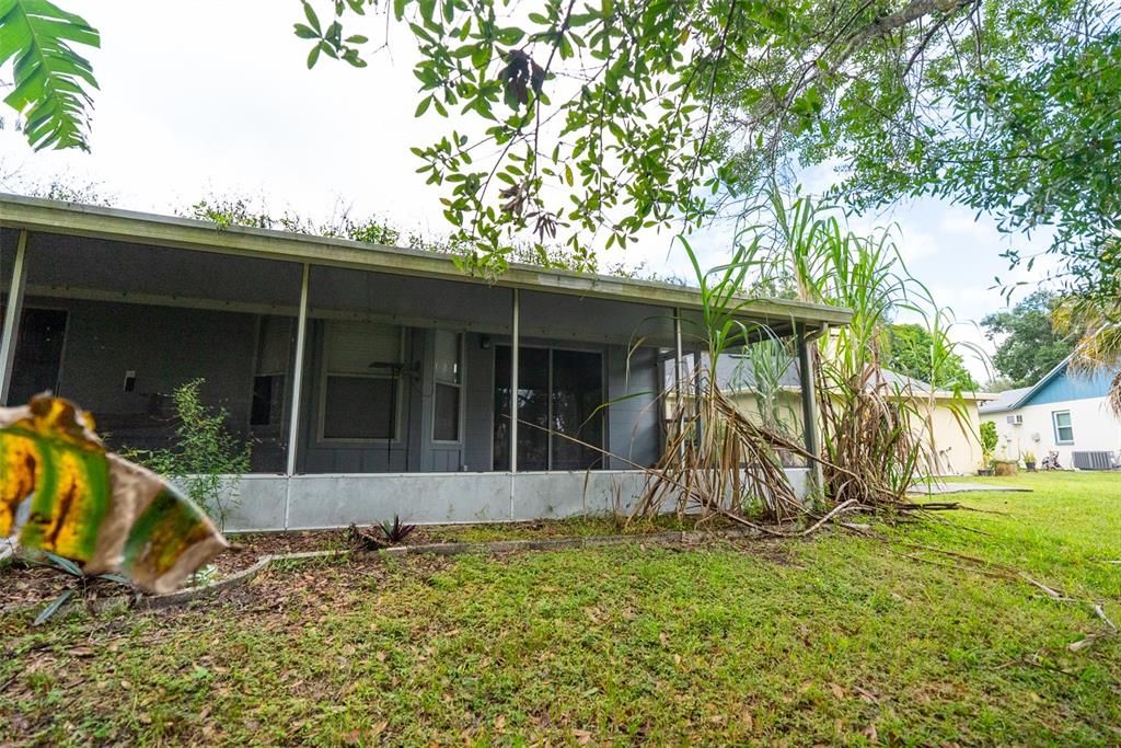 For Sale: $257,000 (4 beds, 2 baths, 1753 Square Feet)