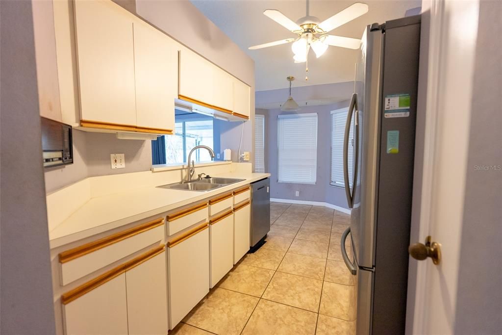 For Sale: $257,000 (4 beds, 2 baths, 1753 Square Feet)