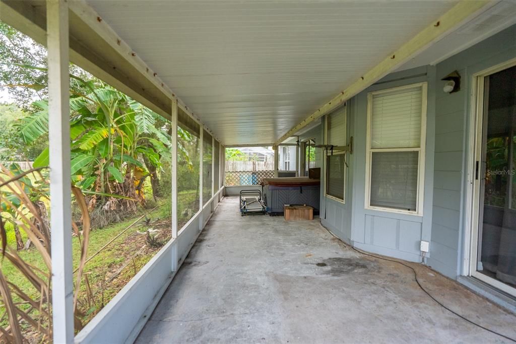 For Sale: $257,000 (4 beds, 2 baths, 1753 Square Feet)