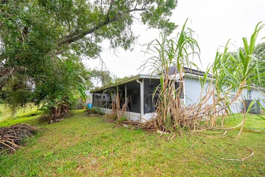 For Sale: $257,000 (4 beds, 2 baths, 1753 Square Feet)