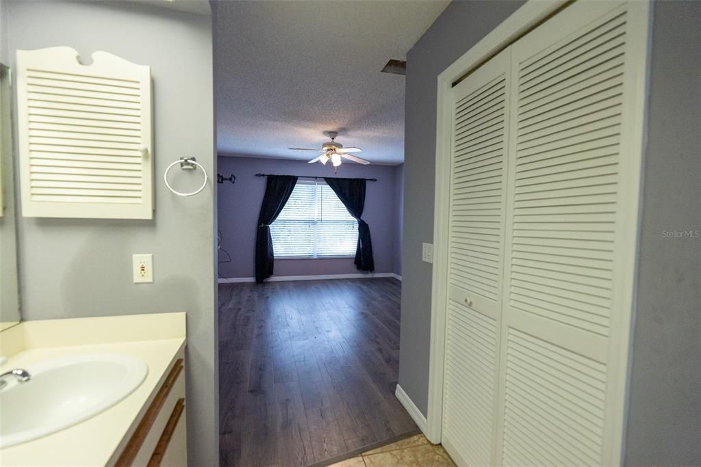 For Sale: $257,000 (4 beds, 2 baths, 1753 Square Feet)