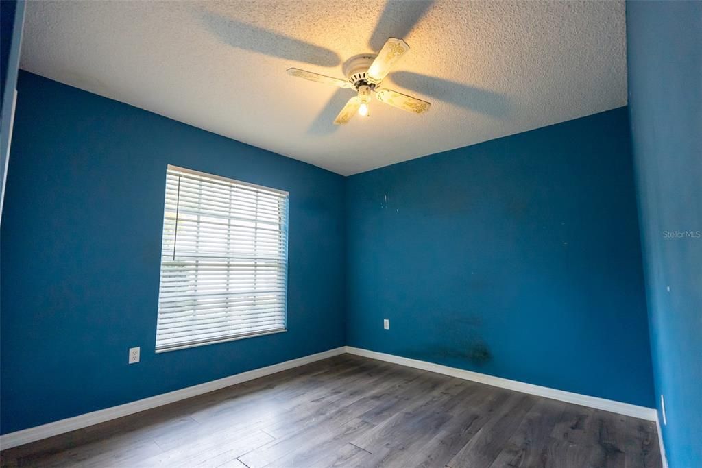 For Sale: $257,000 (4 beds, 2 baths, 1753 Square Feet)