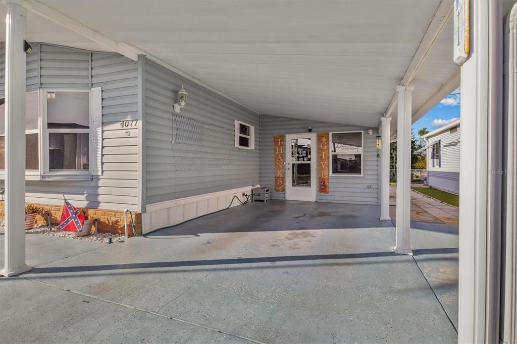 Active With Contract: $110,000 (2 beds, 2 baths, 1176 Square Feet)