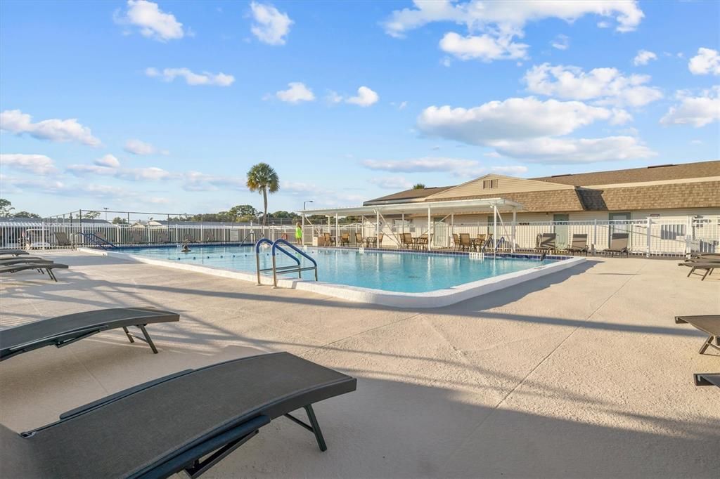 Active With Contract: $110,000 (2 beds, 2 baths, 1176 Square Feet)