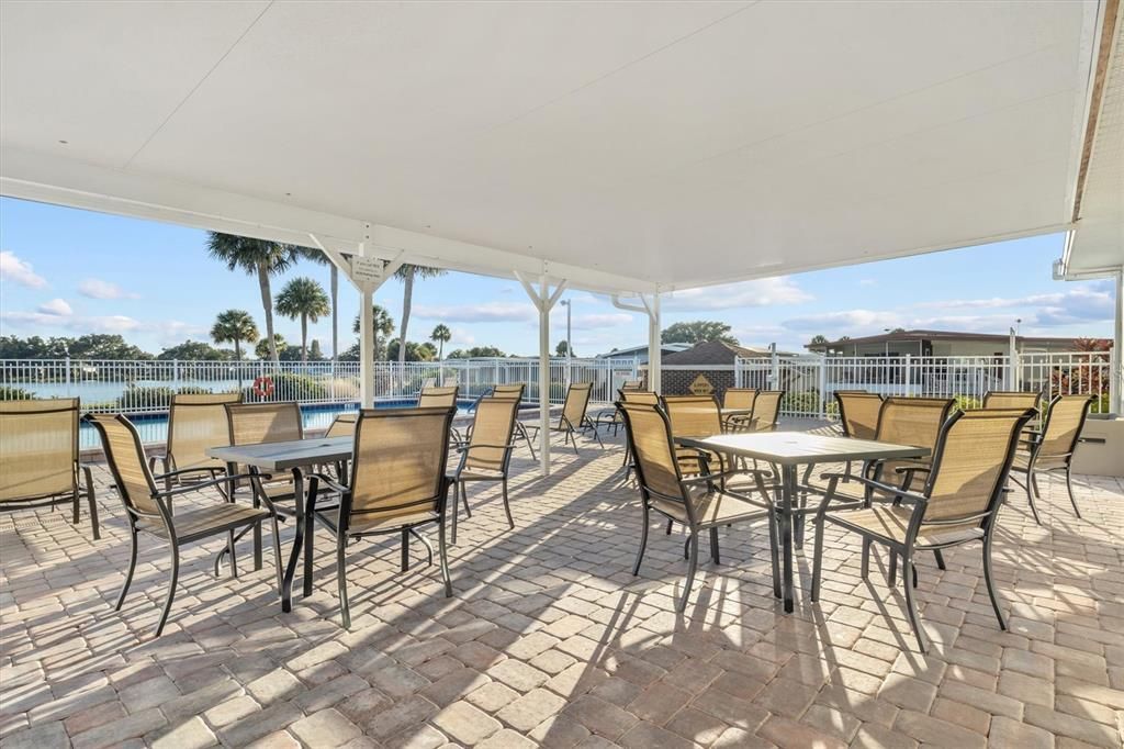 Active With Contract: $110,000 (2 beds, 2 baths, 1176 Square Feet)