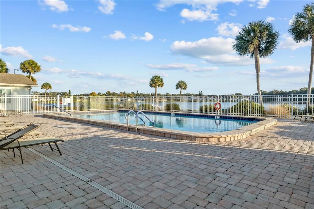 Active With Contract: $110,000 (2 beds, 2 baths, 1176 Square Feet)