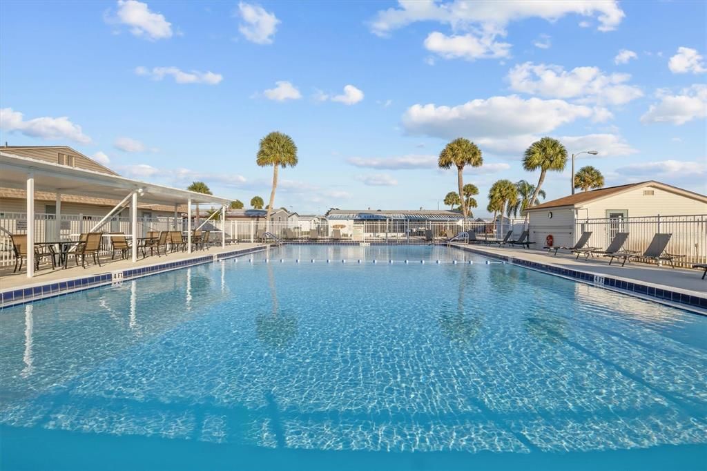 Active With Contract: $110,000 (2 beds, 2 baths, 1176 Square Feet)