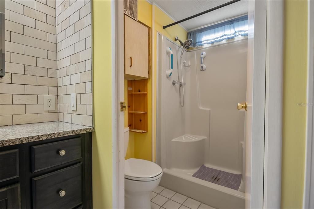 Active With Contract: $110,000 (2 beds, 2 baths, 1176 Square Feet)