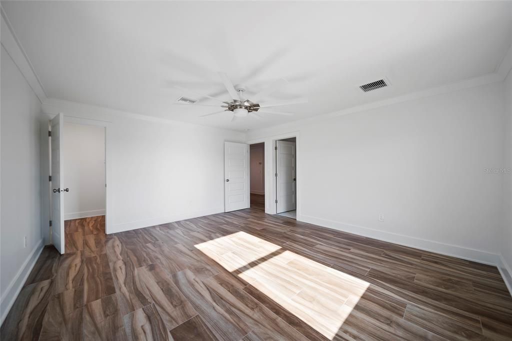 For Sale: $749,900 (3 beds, 2 baths, 2127 Square Feet)