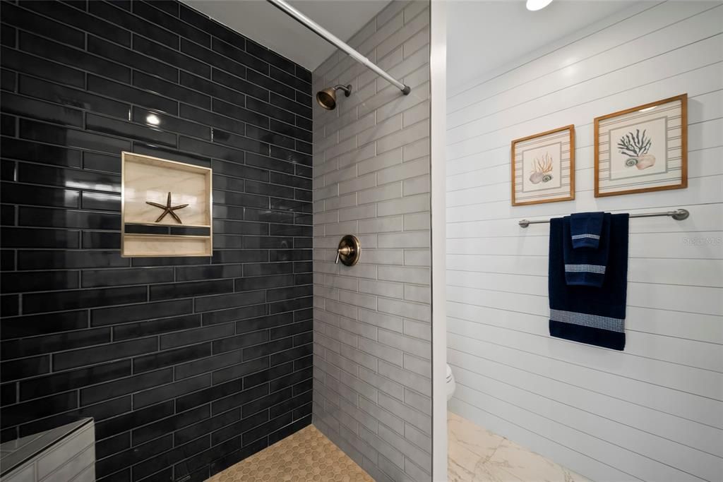 For Sale: $749,900 (3 beds, 2 baths, 2127 Square Feet)