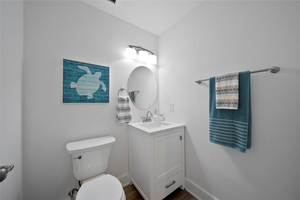 For Sale: $749,900 (3 beds, 2 baths, 2127 Square Feet)