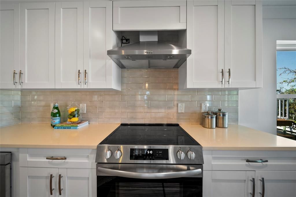 For Sale: $749,900 (3 beds, 2 baths, 2127 Square Feet)