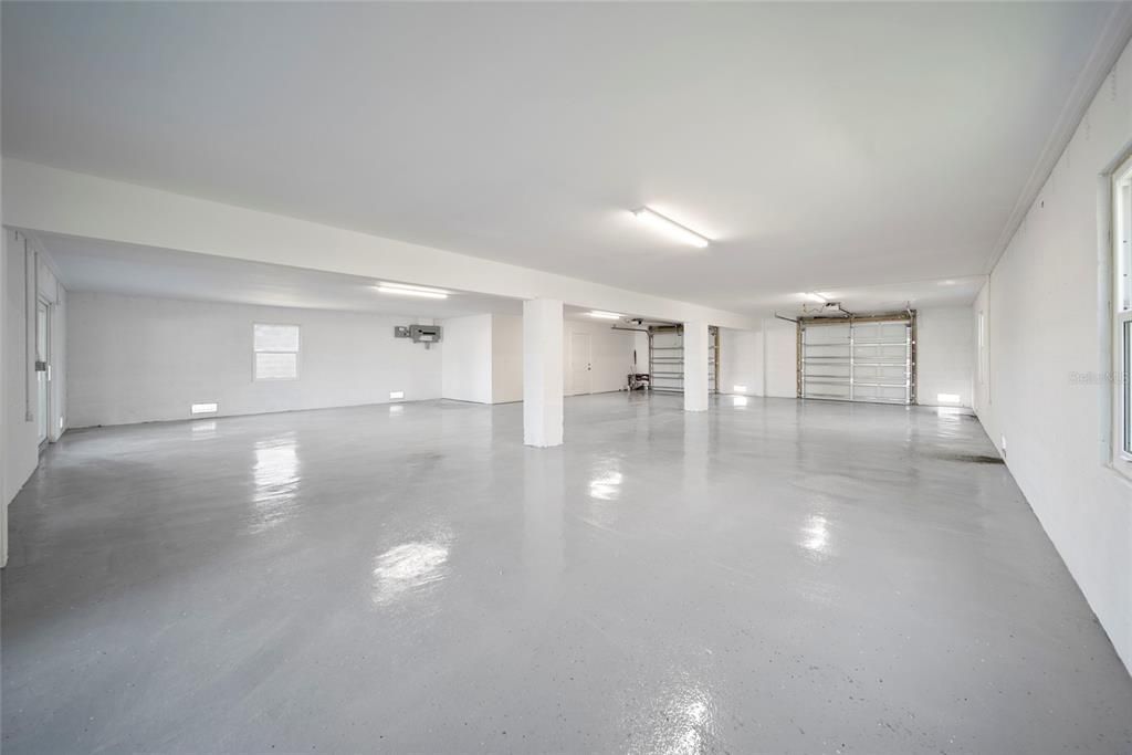 For Sale: $749,900 (3 beds, 2 baths, 2127 Square Feet)