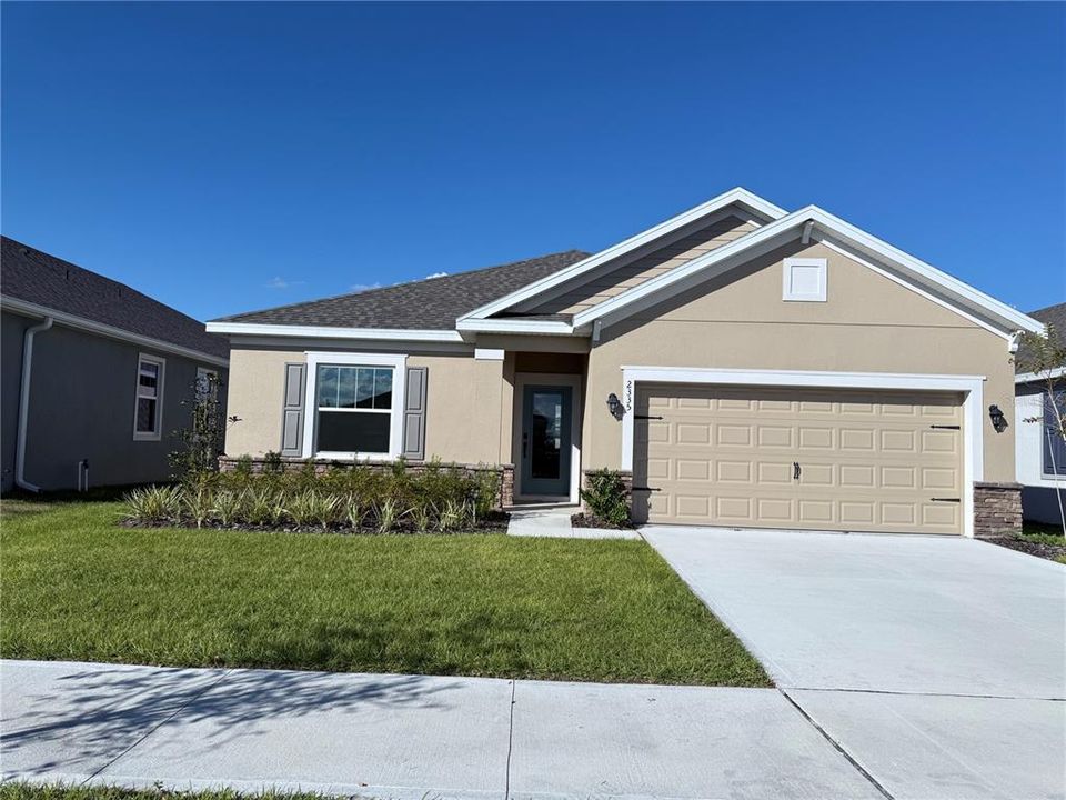 For Sale: $326,990 (3 beds, 2 baths, 1315 Square Feet)