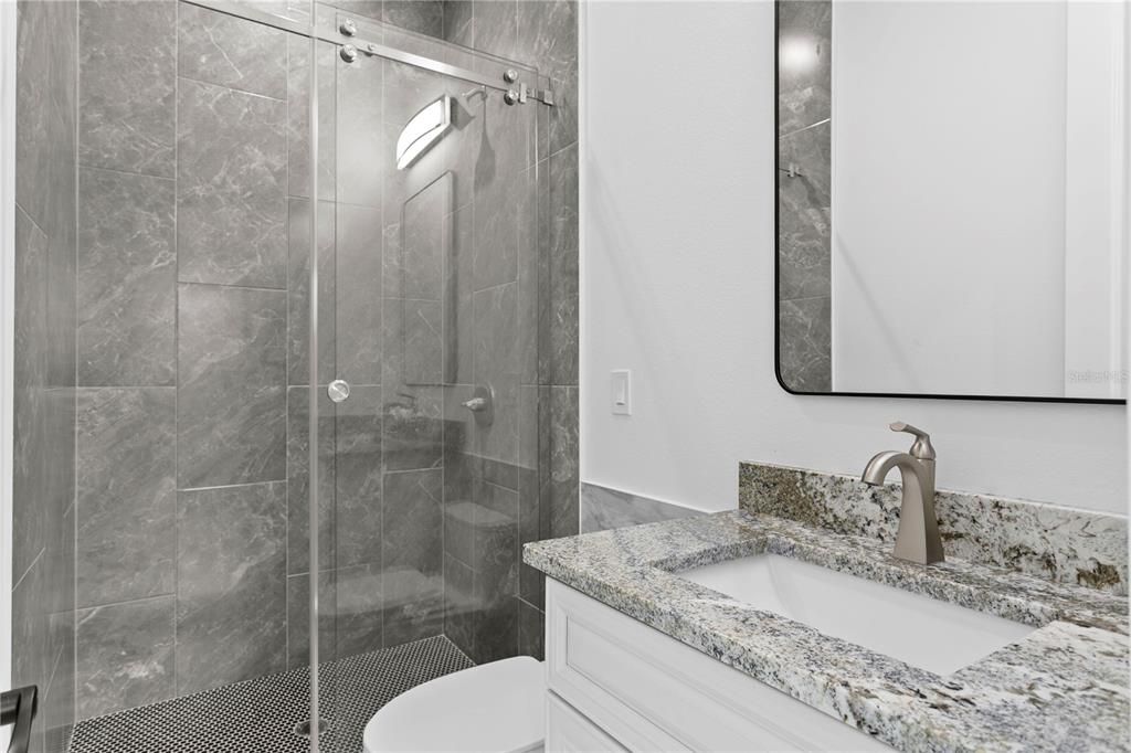 En Venta: $2,595,000 (5 camas, 5 baños, 4066 Pies cuadrados)