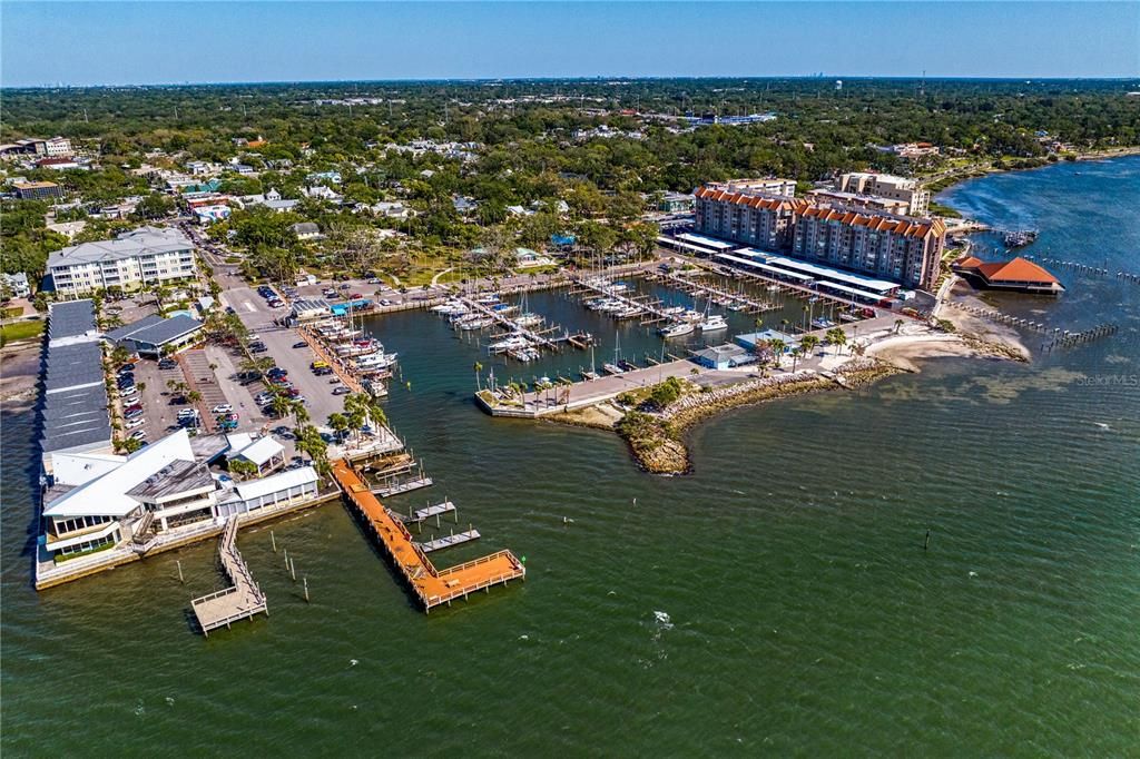 En Venta: $2,595,000 (5 camas, 5 baños, 4066 Pies cuadrados)