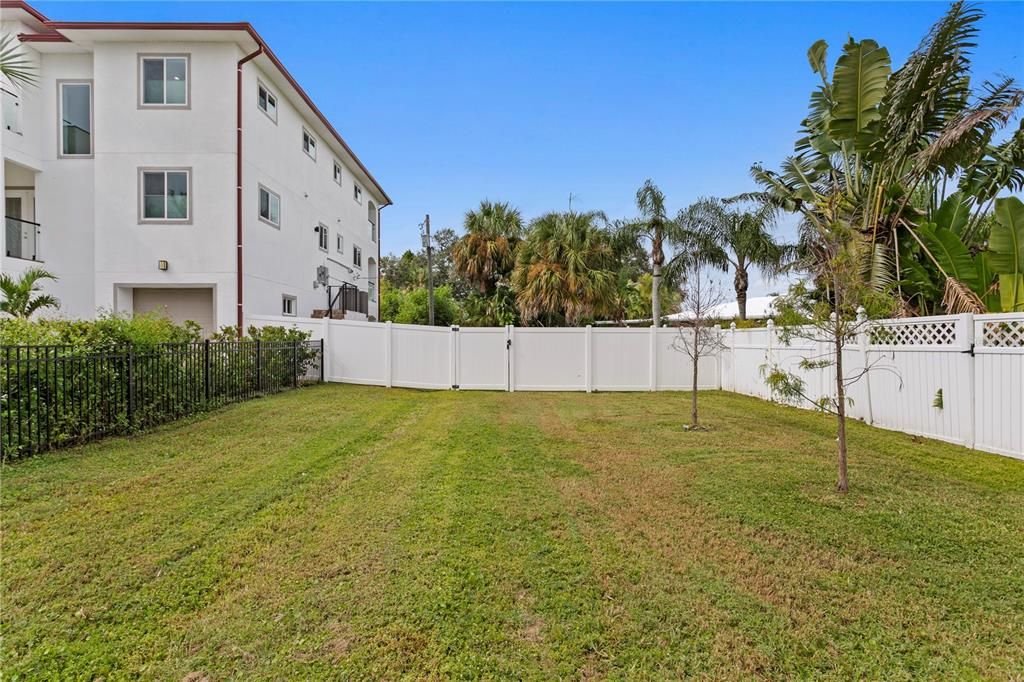 En Venta: $2,595,000 (5 camas, 5 baños, 4066 Pies cuadrados)