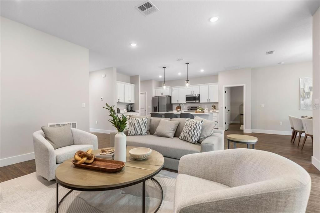 For Sale: $413,799 (4 beds, 2 baths, 1873 Square Feet)