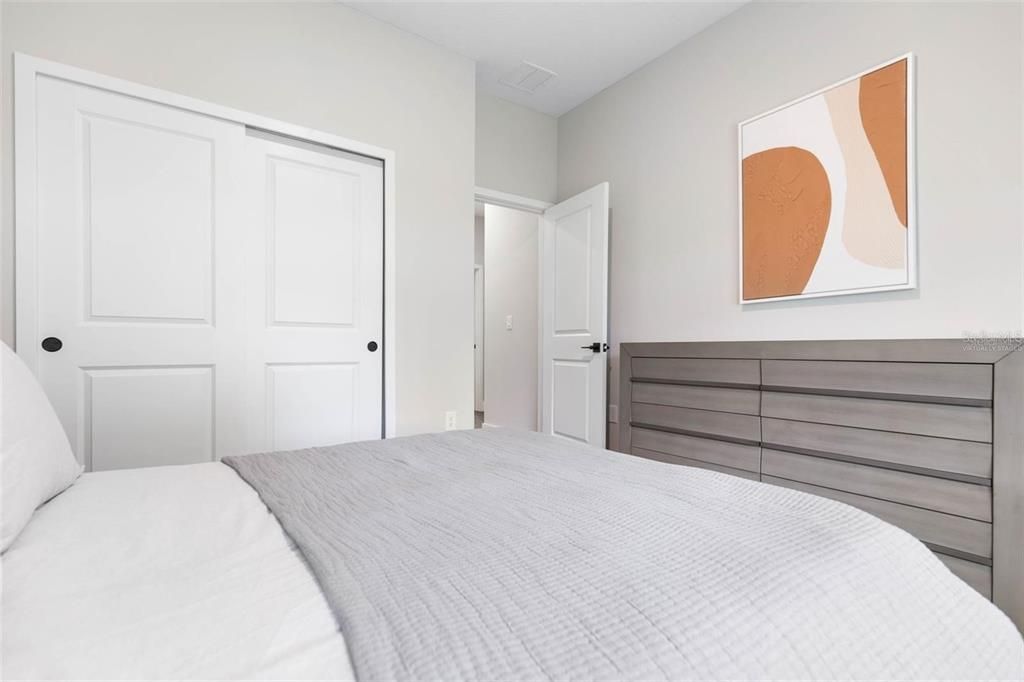 For Sale: $413,799 (4 beds, 2 baths, 1873 Square Feet)