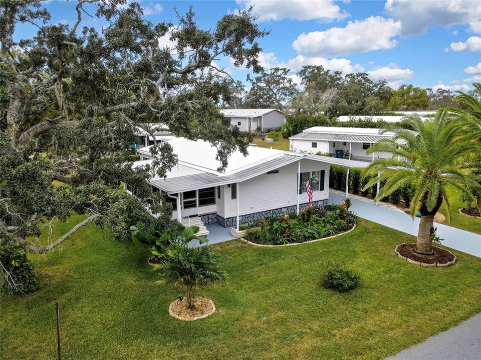 合同活跃: $225,000 (3 贝兹, 2 浴室, 1296 平方英尺)