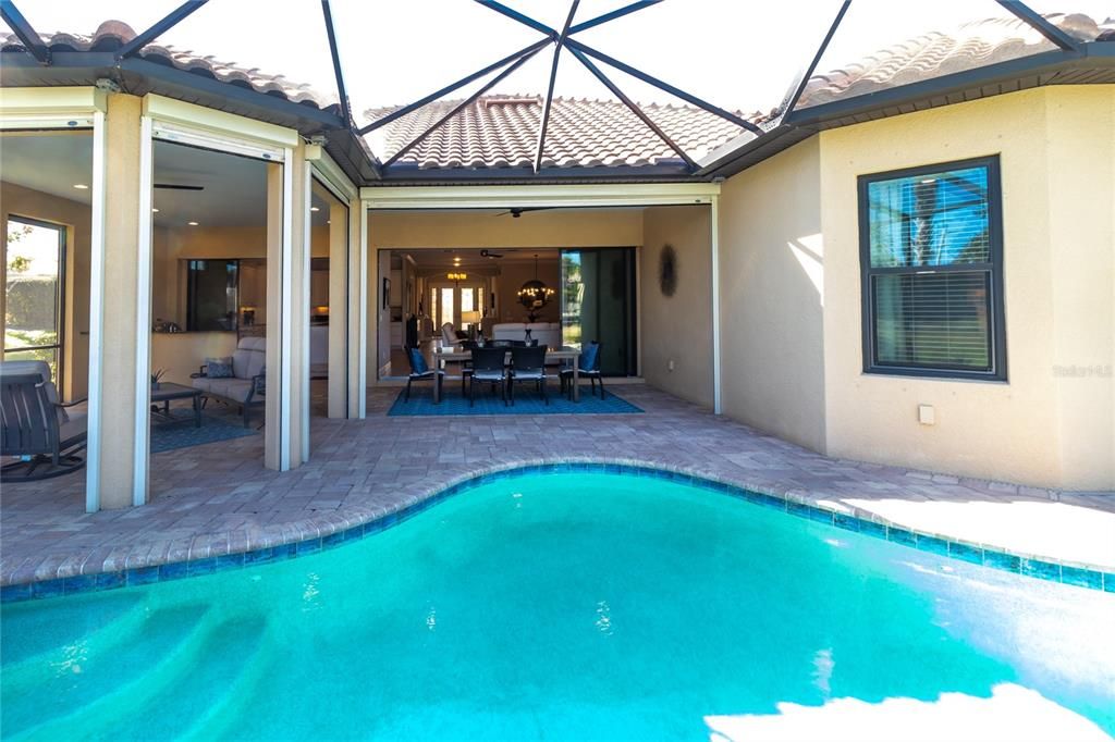 Activo con contrato: $1,175,000 (3 camas, 3 baños, 3024 Pies cuadrados)