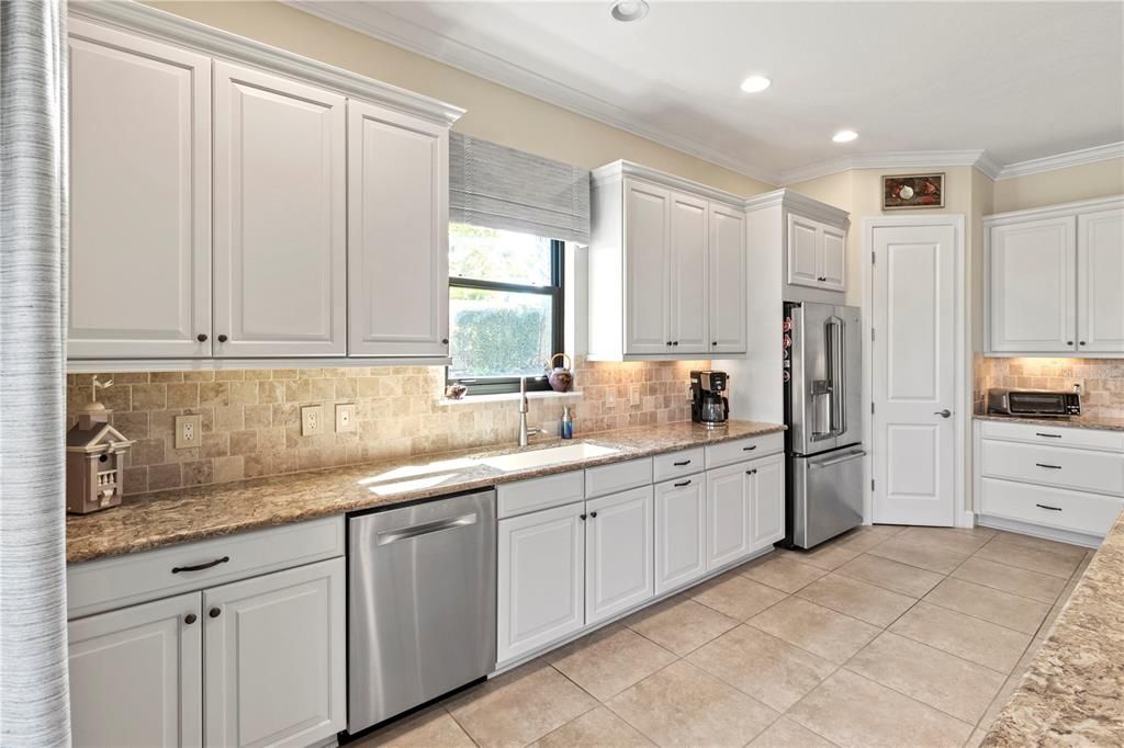 Activo con contrato: $1,175,000 (3 camas, 3 baños, 3024 Pies cuadrados)